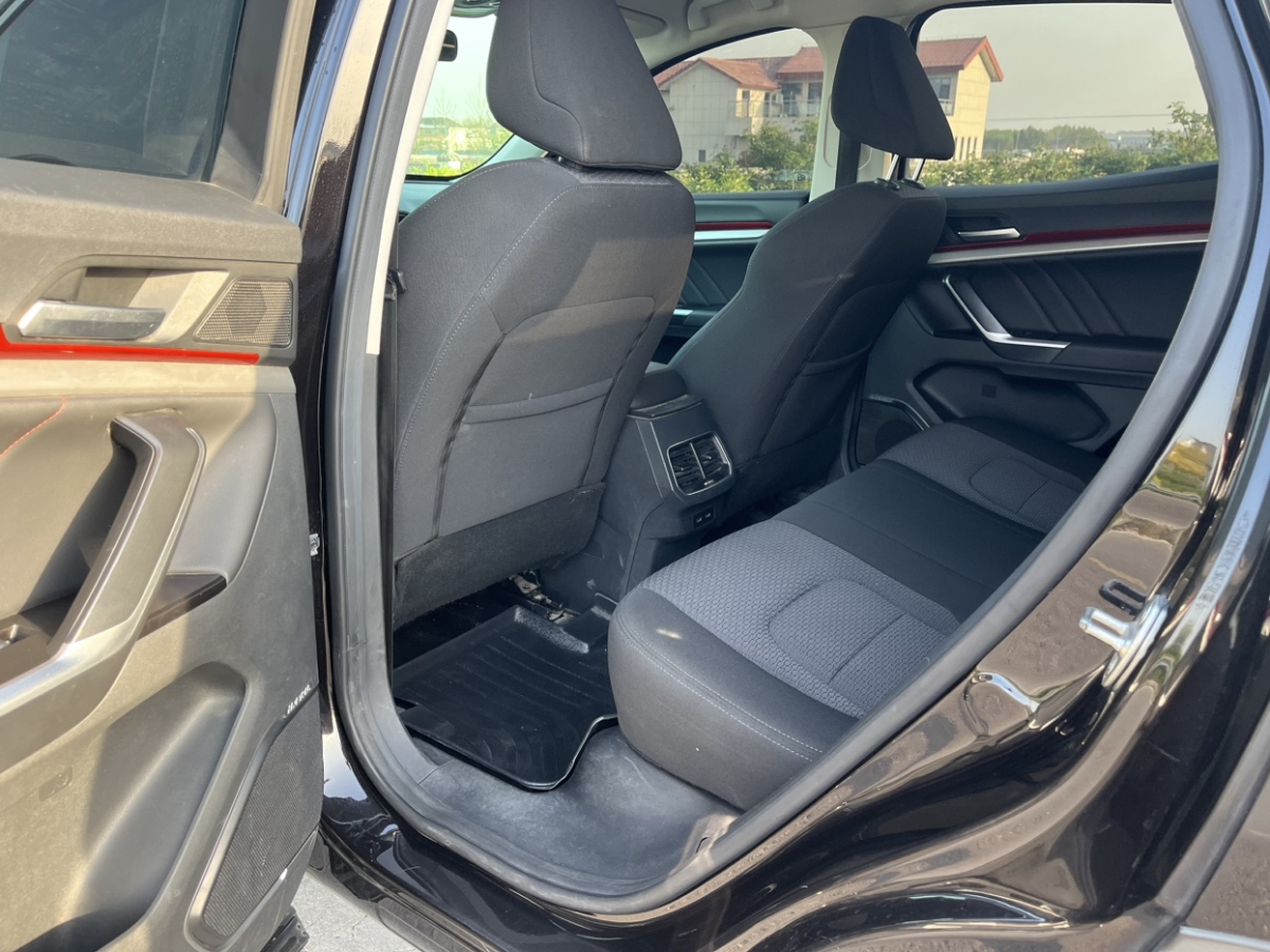 Haval H4 2019 #9 Haval H4 2019 car image #9