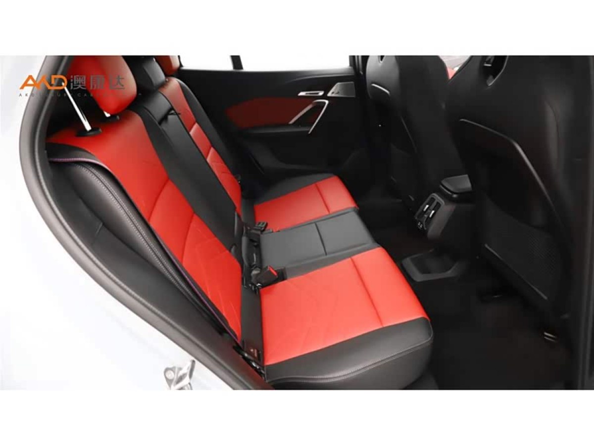 BMW X2 M35i 2024 #9 BMW X2 M35i 2024 car image #9