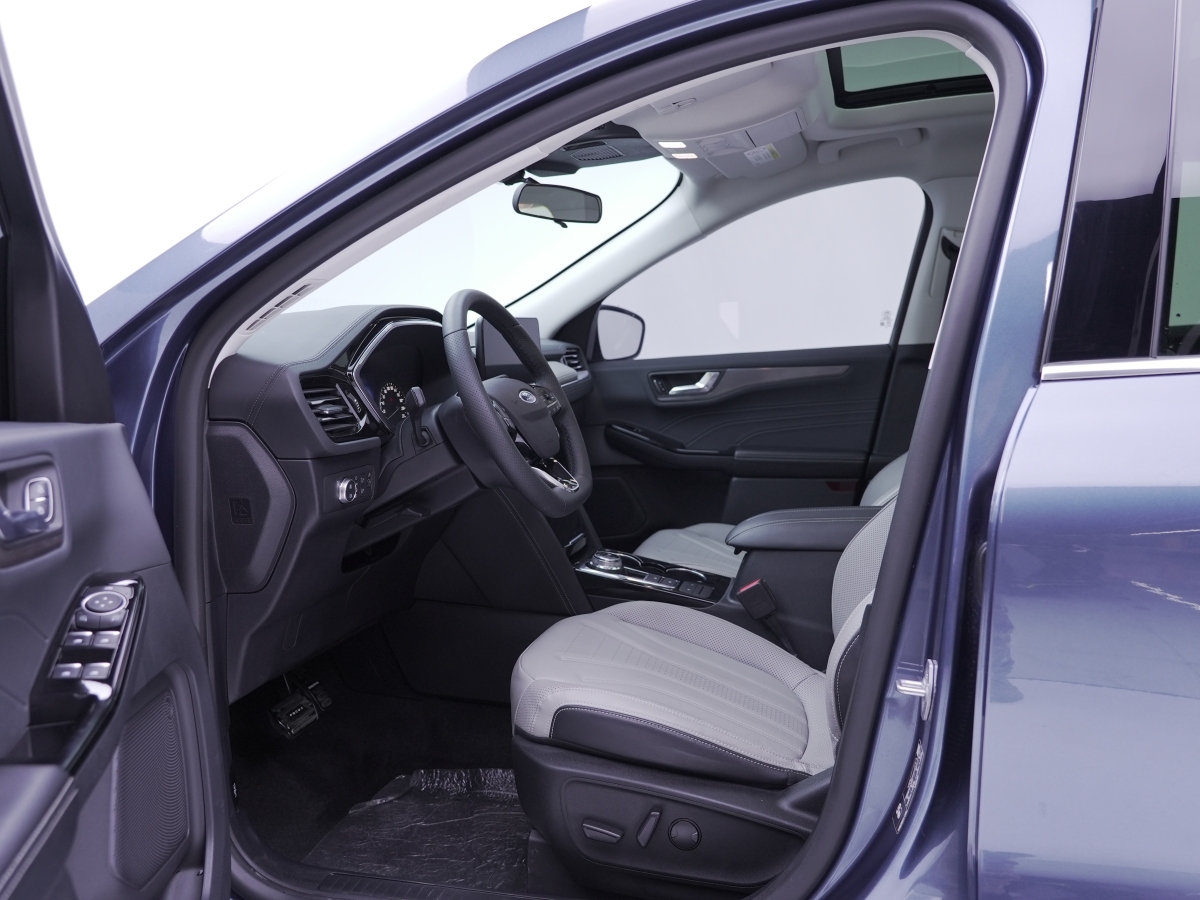 Ford Escape 2023 immagine di auto #9