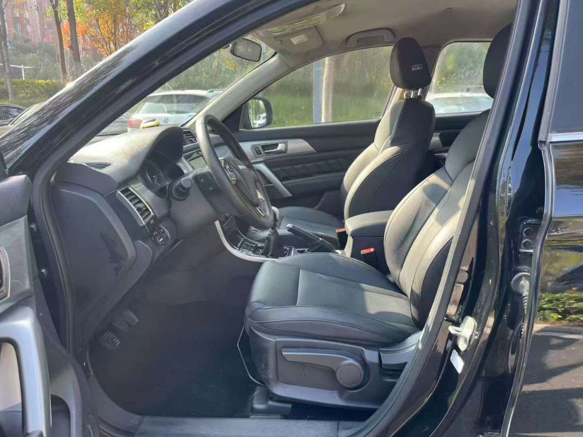 Haval H2 2014 #9 Haval H2 2014 car image #9