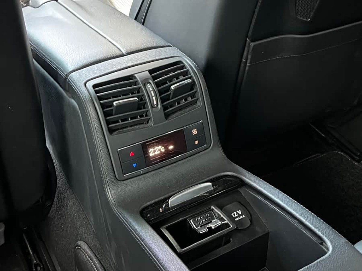 Mercedes-Benz CLS AMG 2015 car image #9