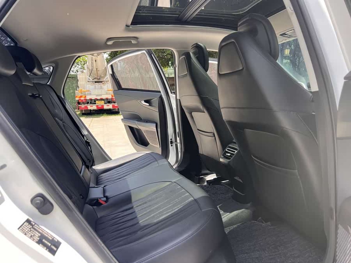 Changan Lamore 2023 #9 Changan Lamore 2023 car image #9