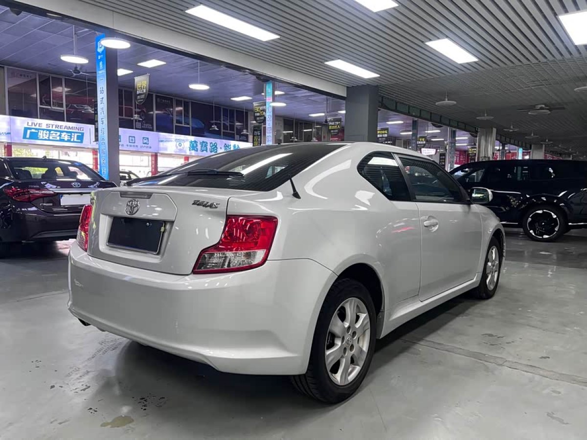 Toyota Zelas 2012 #9 Toyota Zelas 2012 car image #9