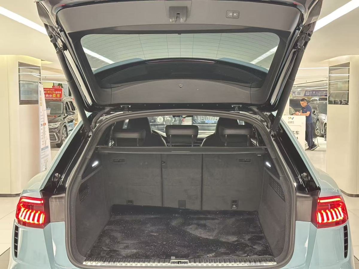 Audi RS Q8 2021 #9 Audi RS Q8 2021 car image #9