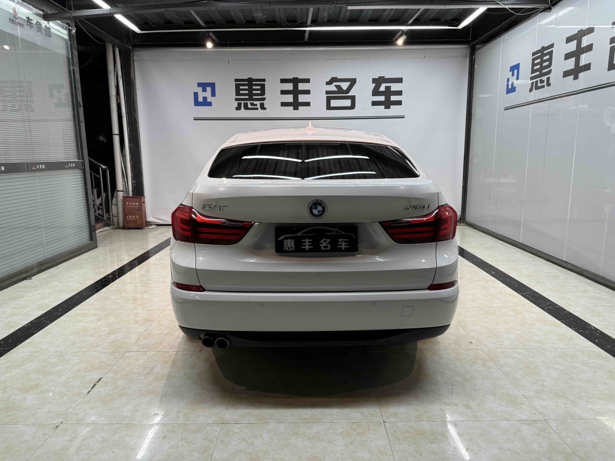 BMW 5 Series GT 2015 immagine di auto #9