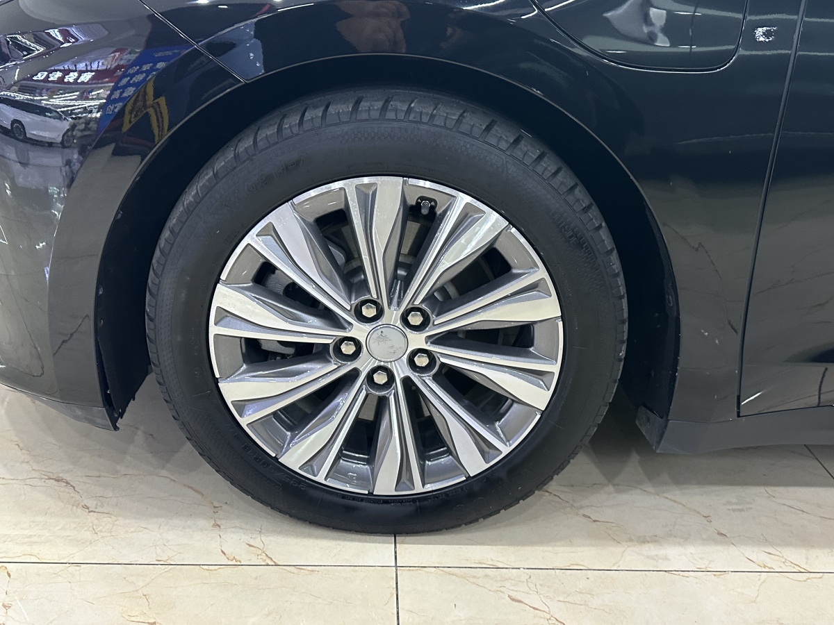 HongQi E-QM5 2024 car image #9