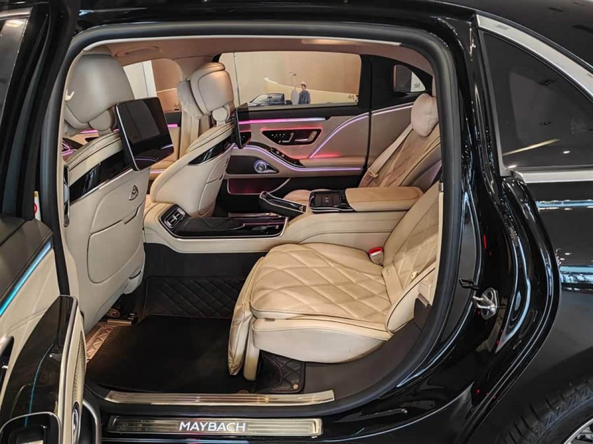 Mercedes-Benz Maybach S Class New Energy 2023 car image #9