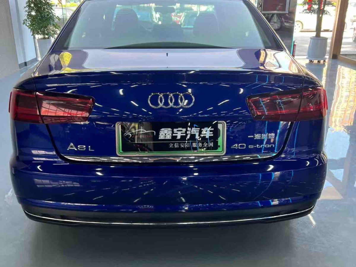 Audi e-tron 2018 #9 Audi e-tron 2018 صورة سيارة #9