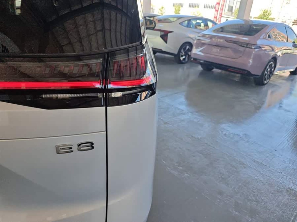 GAC Trumpchi E8 2024 imagem de carro #9