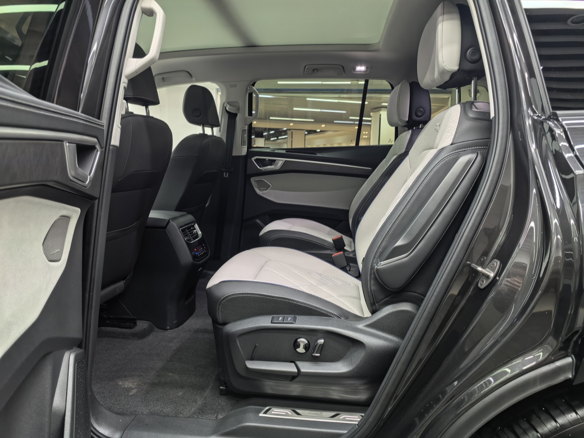 Volkswagen Talagon 2025 car image #9