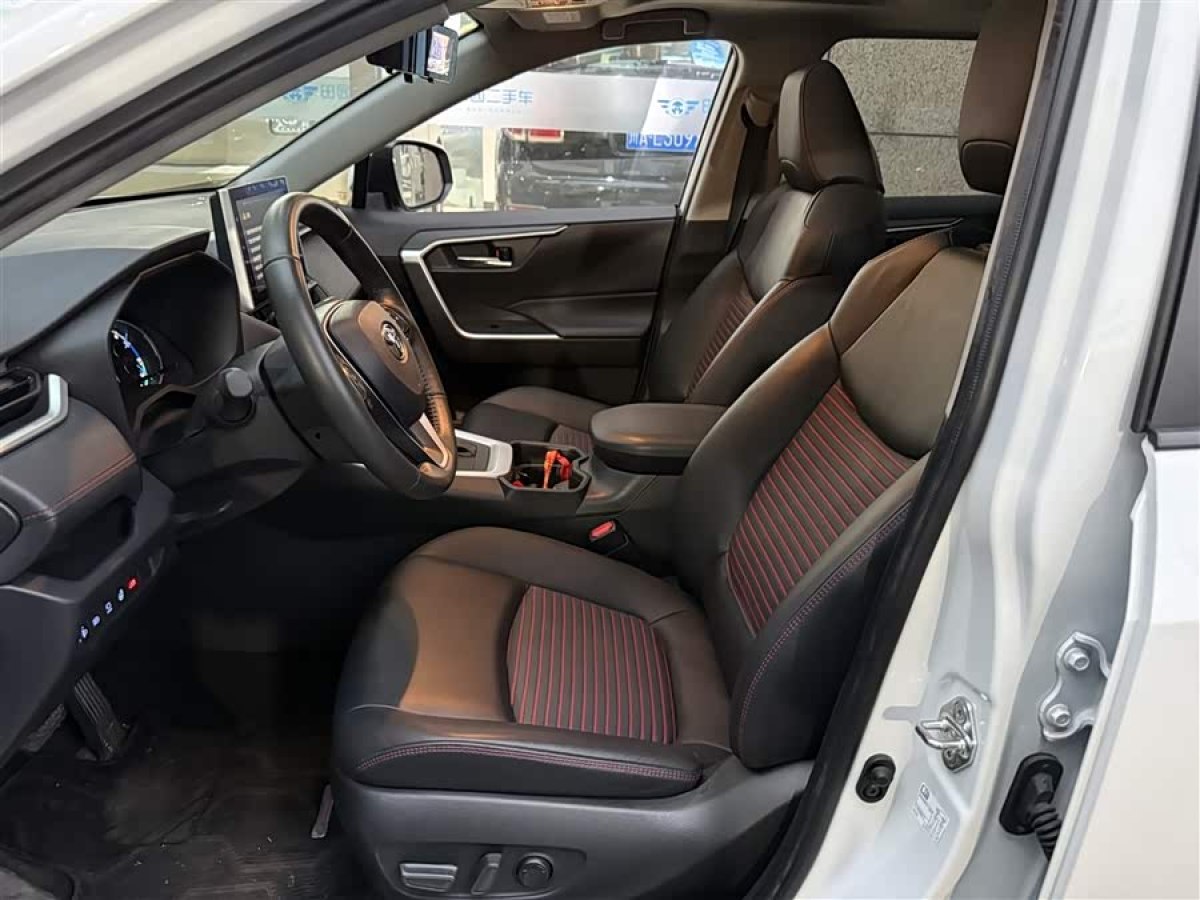 Toyota RAV4 Hybird E+ 2021 #9 Toyota RAV4 Hybird E+ 2021 immagine di auto #9