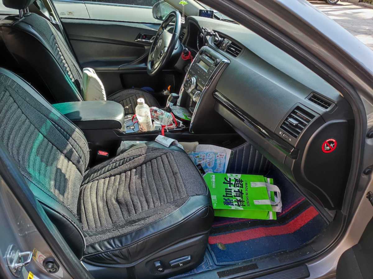 日产 风度 2011 汽车图片 #9