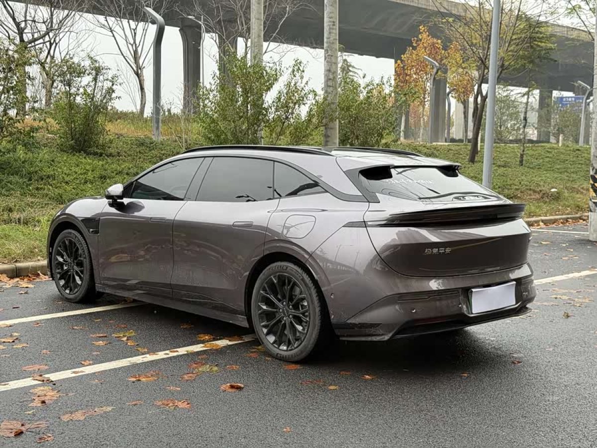 极氪 极氪007GT 2025 汽车图片 #9