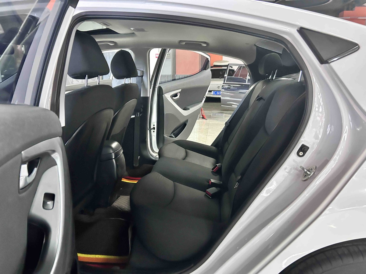 Hyundai Elantra MD 2017 car image #9