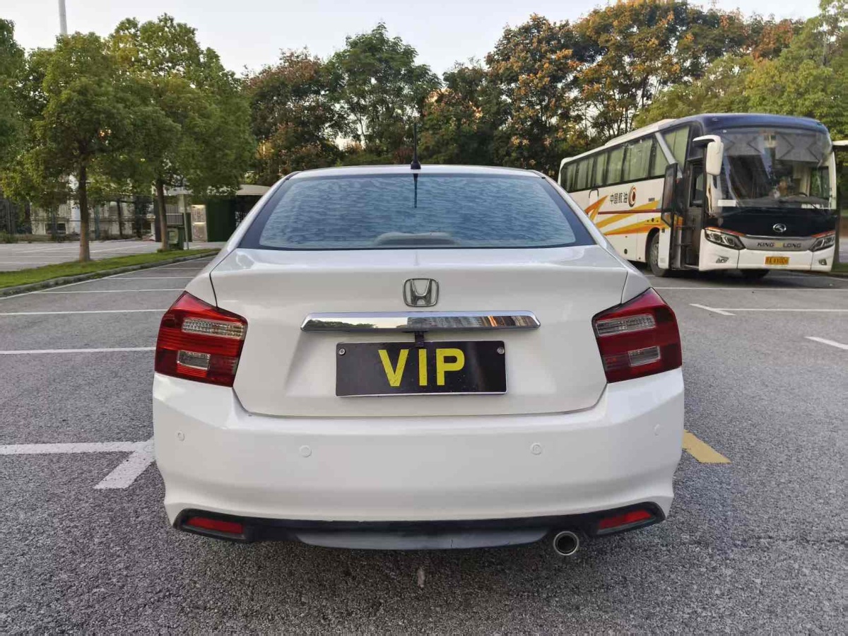 Honda City 2014 imagem de carro #9