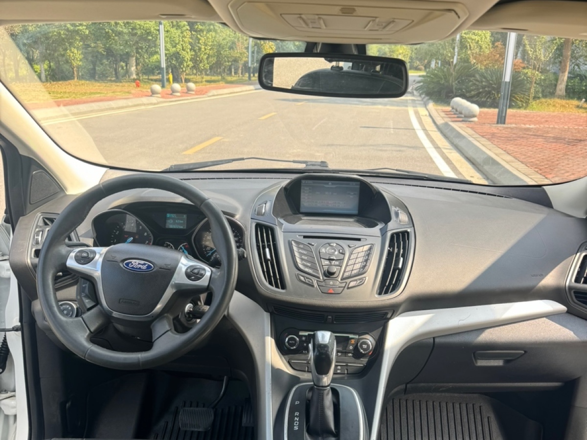 Ford Kuga 2016 #9 Ford Kuga 2016 car image #9