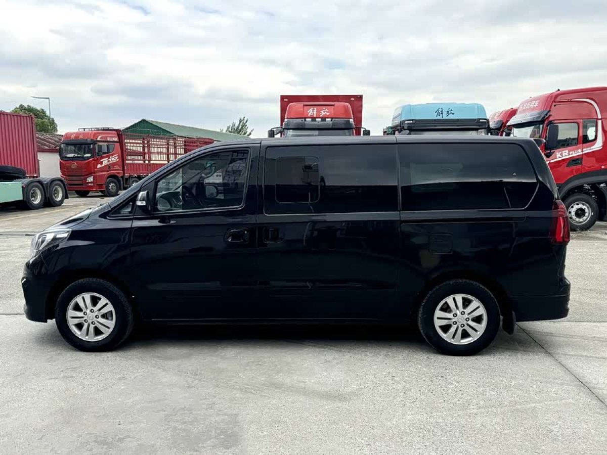 Forthing M7 2020 صورة سيارة #9