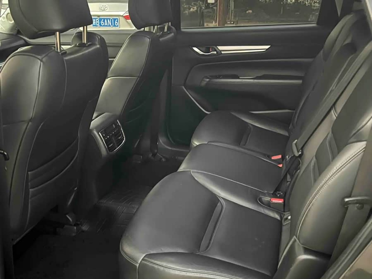 Mazda CX-8 2018 immagine di auto #9