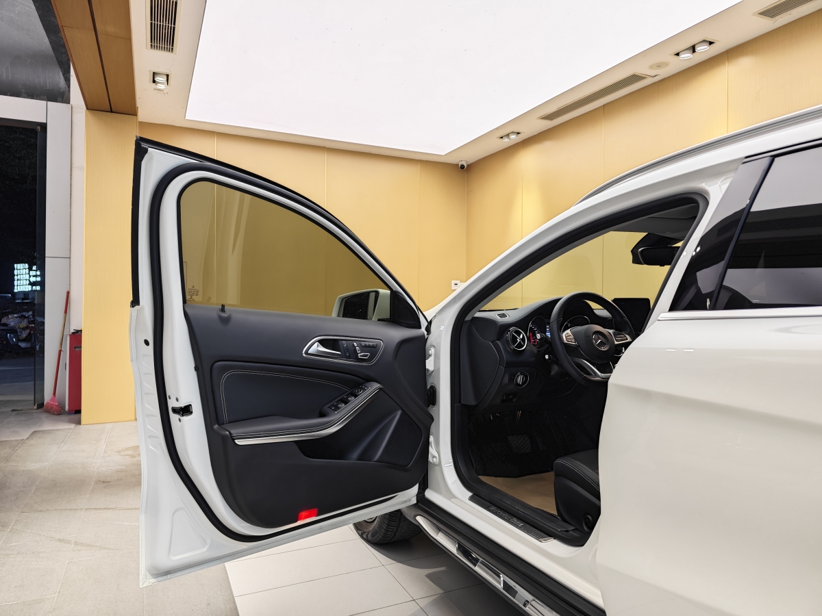 Mercedes-Benz GLA Class (Imported) 2019 #9 Mercedes-Benz GLA Class (Imported) 2019 immagine di auto #9