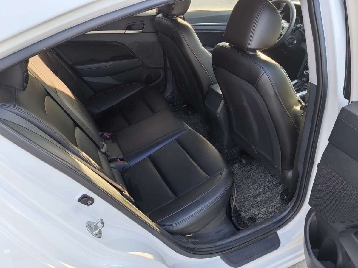 Hyundai Elantra AD PHEV 2021 car image #9