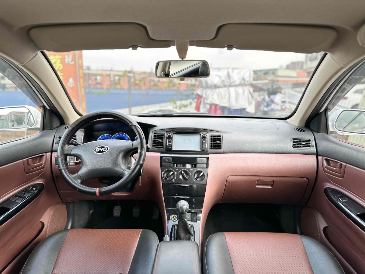 BYD F3 2016 car image #9