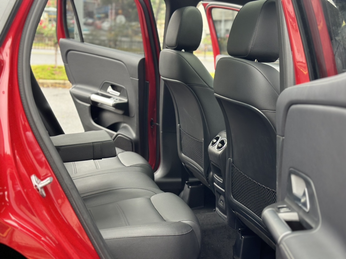 Mercedes-Benz GLA Class (Imported) 2021 #9 Mercedes-Benz GLA Class (Imported) 2021 car image #9