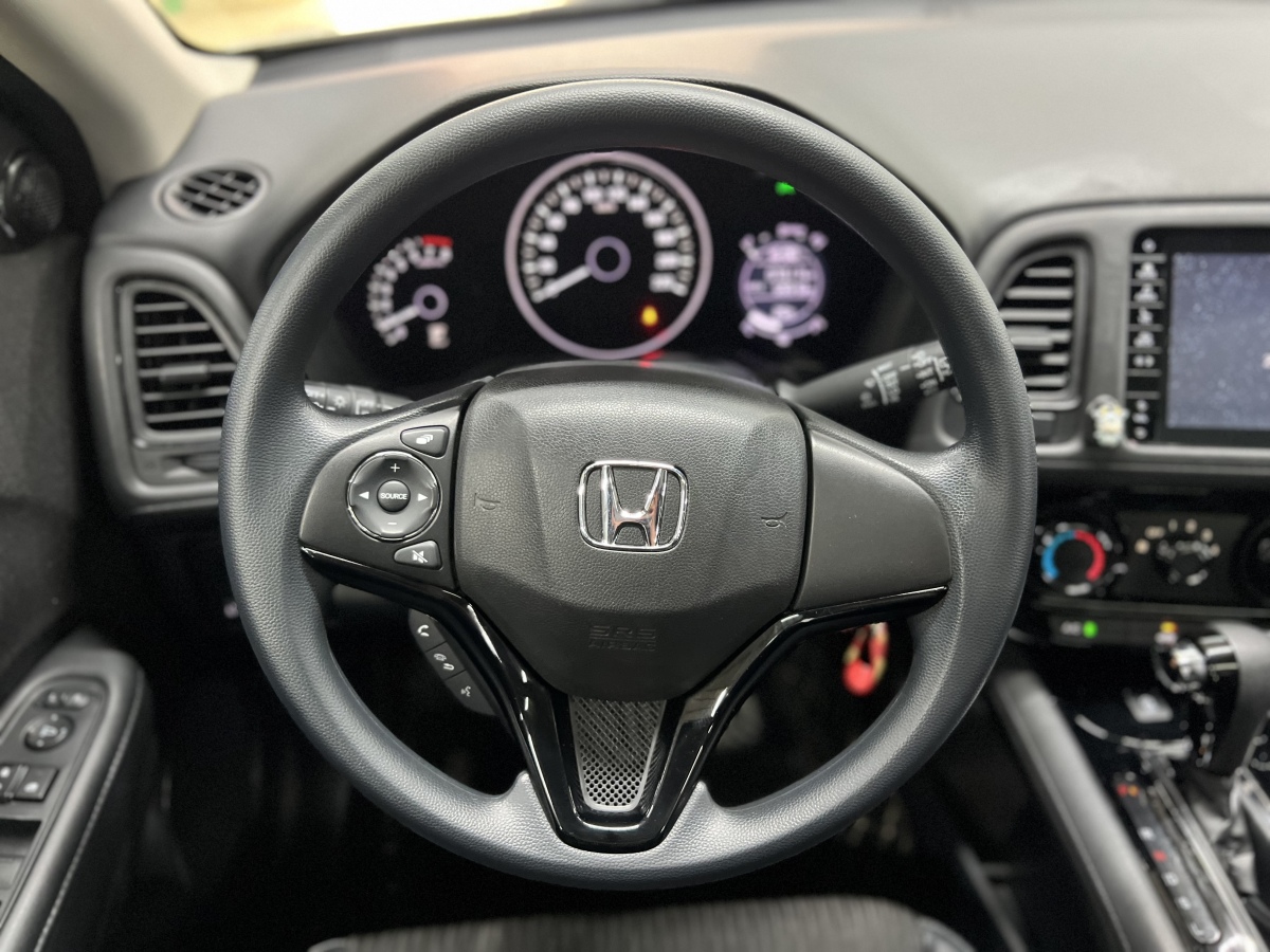 Honda VEZEL 2020 #9 Honda VEZEL 2020 car image #9