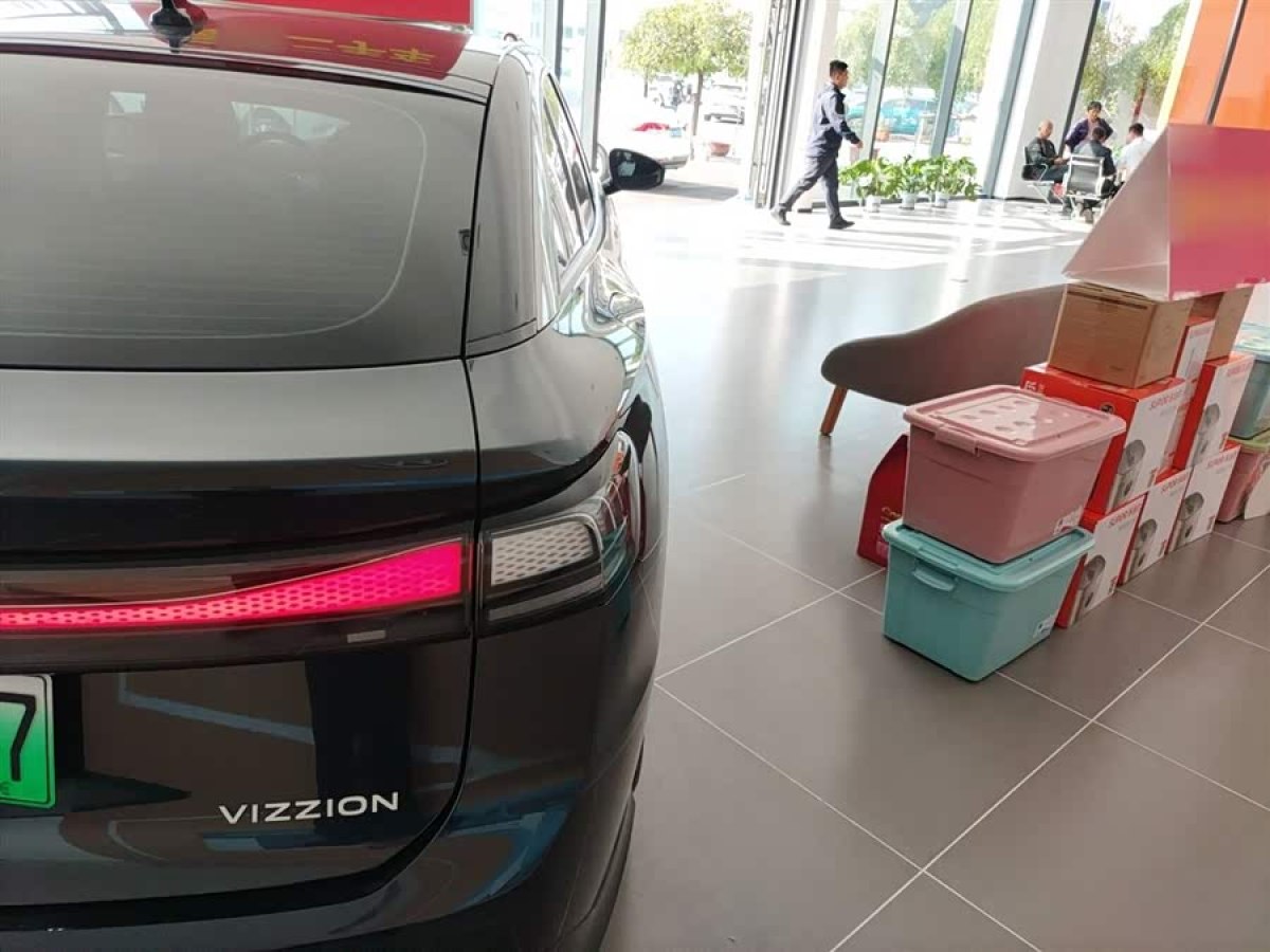 Volkswagen ID.7 Vizzion 2024 immagine di auto #9