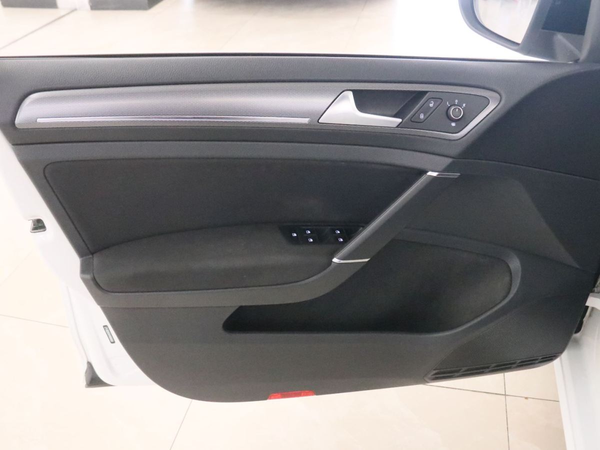 Volkswagen Golf 2017 #9 Volkswagen Golf 2017 car image #9