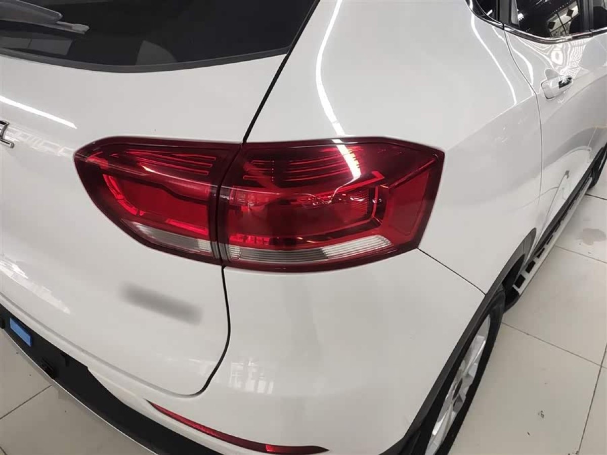 Haval H2s 2019 #9 Haval H2s 2019 car image #9