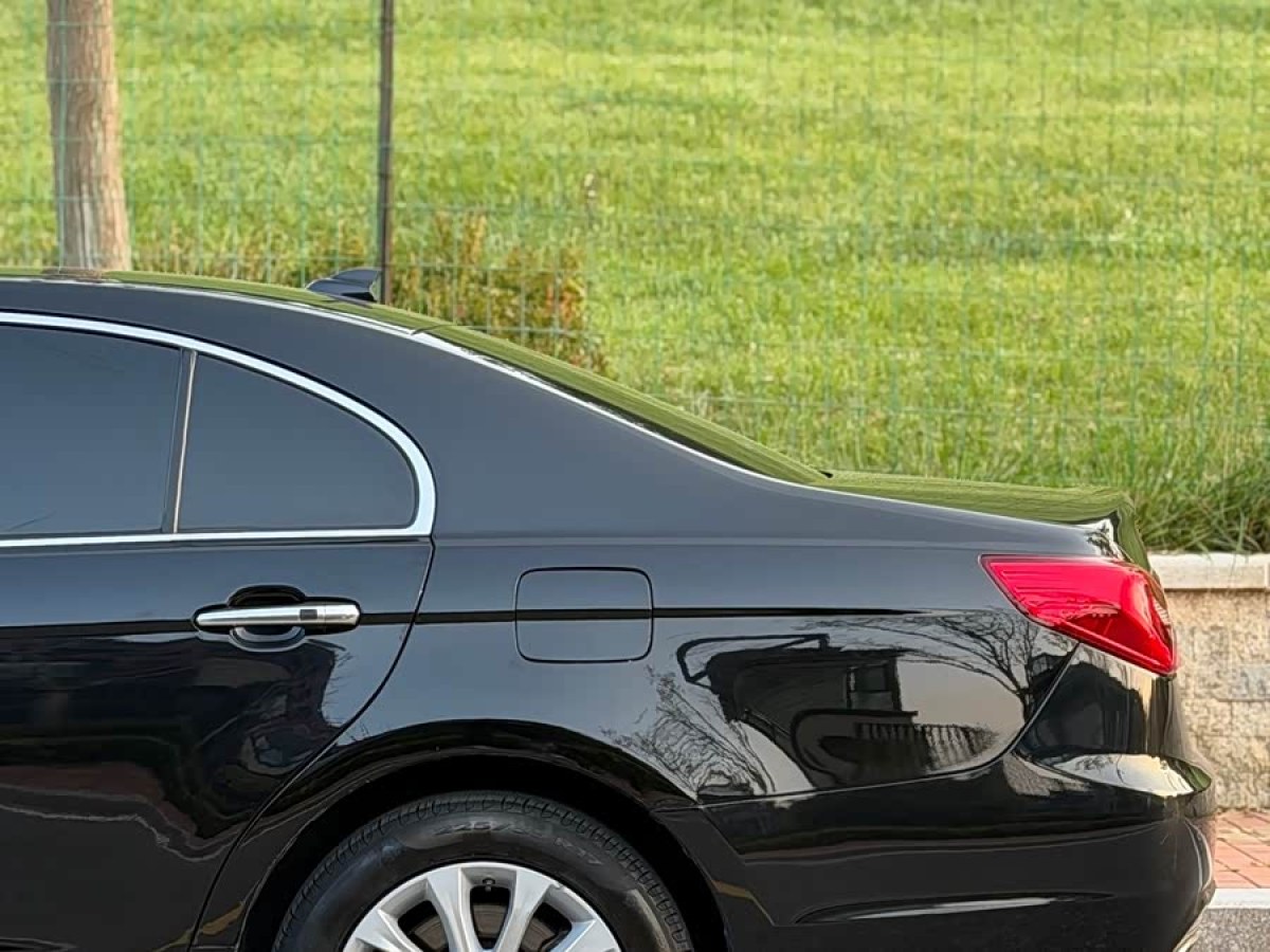 HongQi H7 2017 car image #9