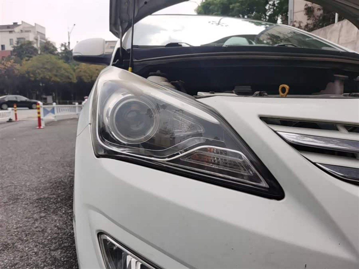 Hyundai Reina Hatchback 2014 #9 Hyundai Reina Hatchback 2014 immagine di auto #9