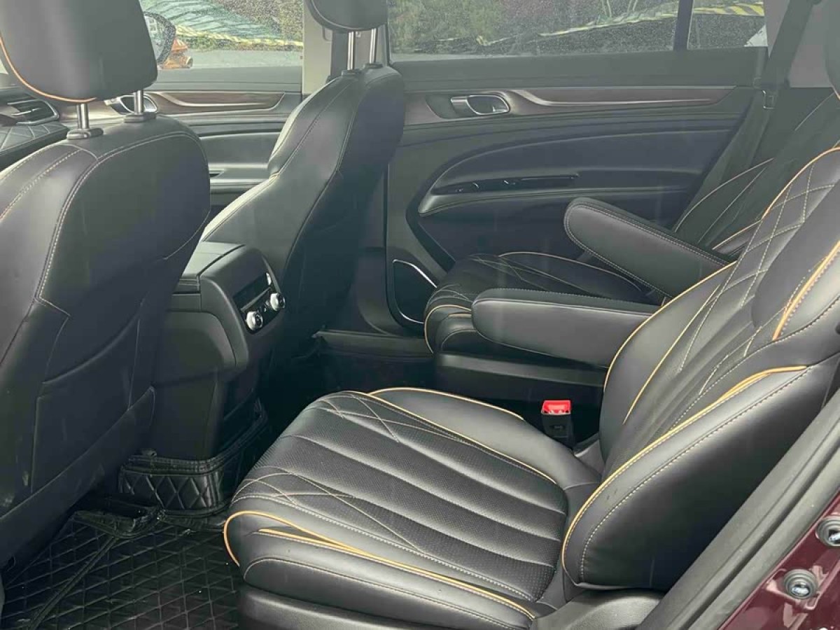 Ford Equator 2021 car image #9