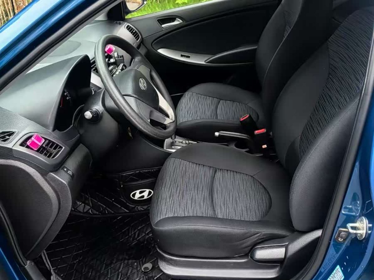 Hyundai Reina Hatchback 2016 #9 Hyundai Reina Hatchback 2016 car image #9