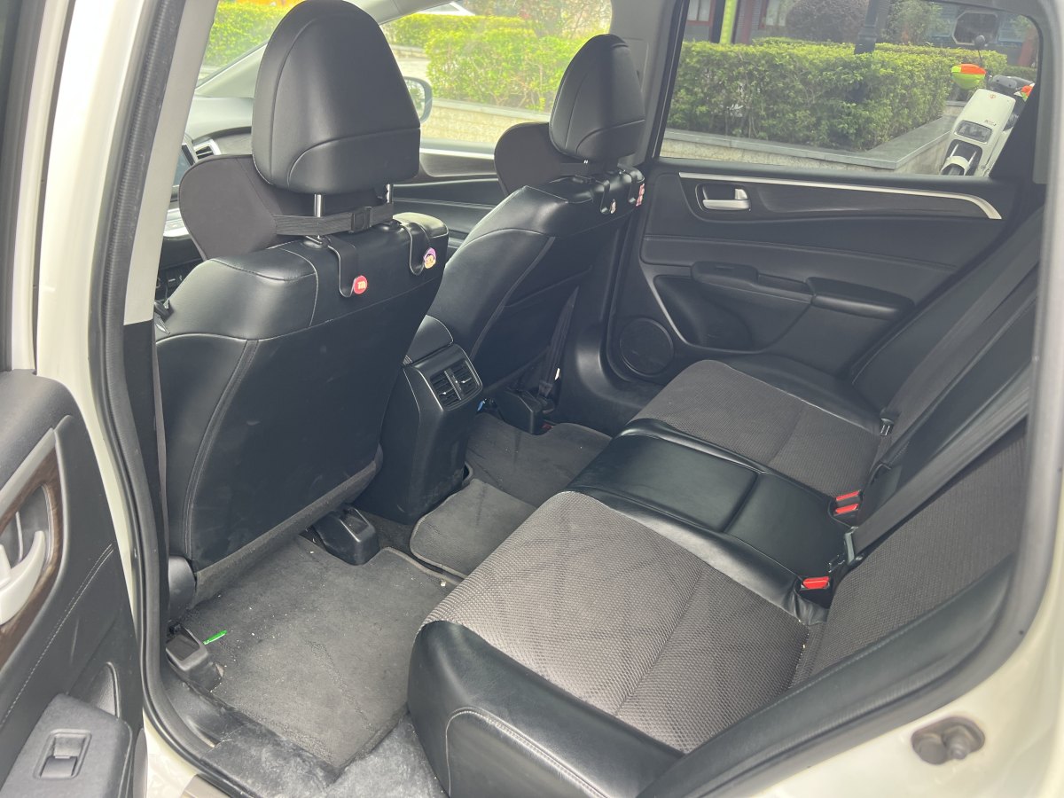 Honda Jade 2015 #9 Honda Jade 2015 car image #9