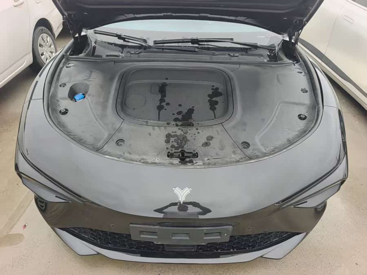 哪吒汽车 哪吒S 2023 #9 哪吒汽车 哪吒S 2023 汽车图片 #9