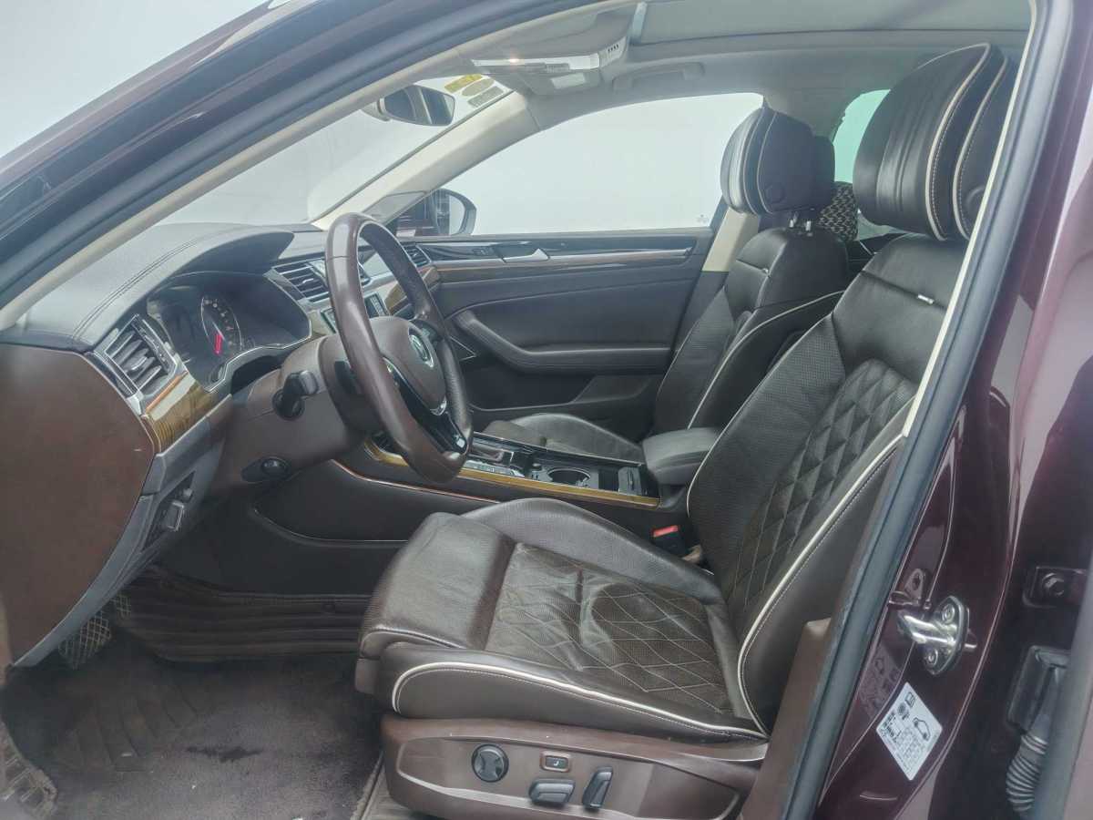 Volkswagen Phideon 2018 immagine di auto #9