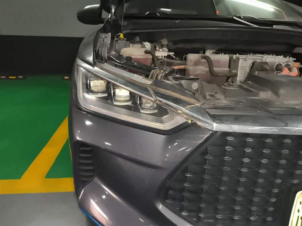 BYD e3 2020 car image #9