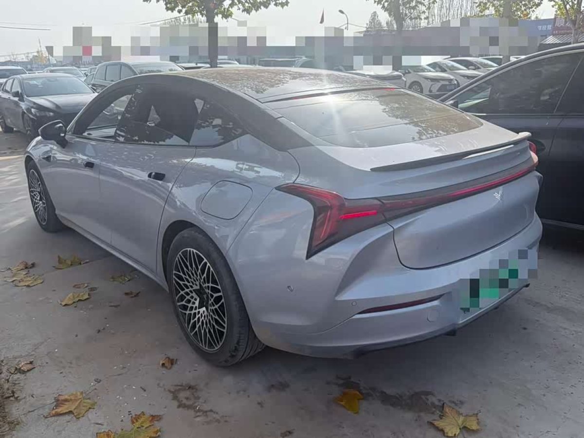 哪吒汽车 哪吒S 2023 汽车图片 #9