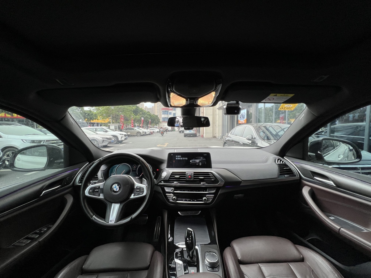 BMW X4 M 2018 car image #9