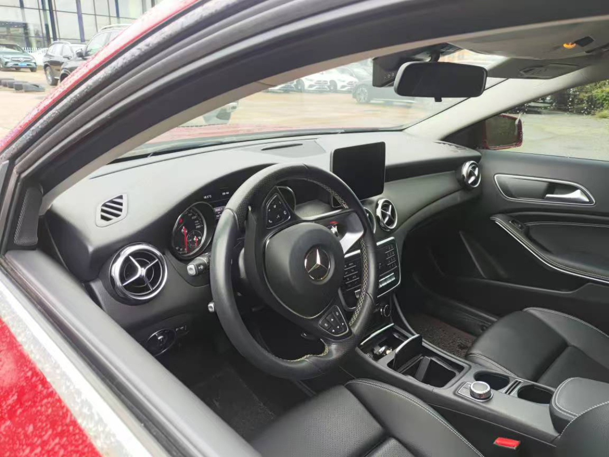 Mercedes-Benz GLA Class (Imported) 2018 #9 Mercedes-Benz GLA Class (Imported) 2018 car image #9