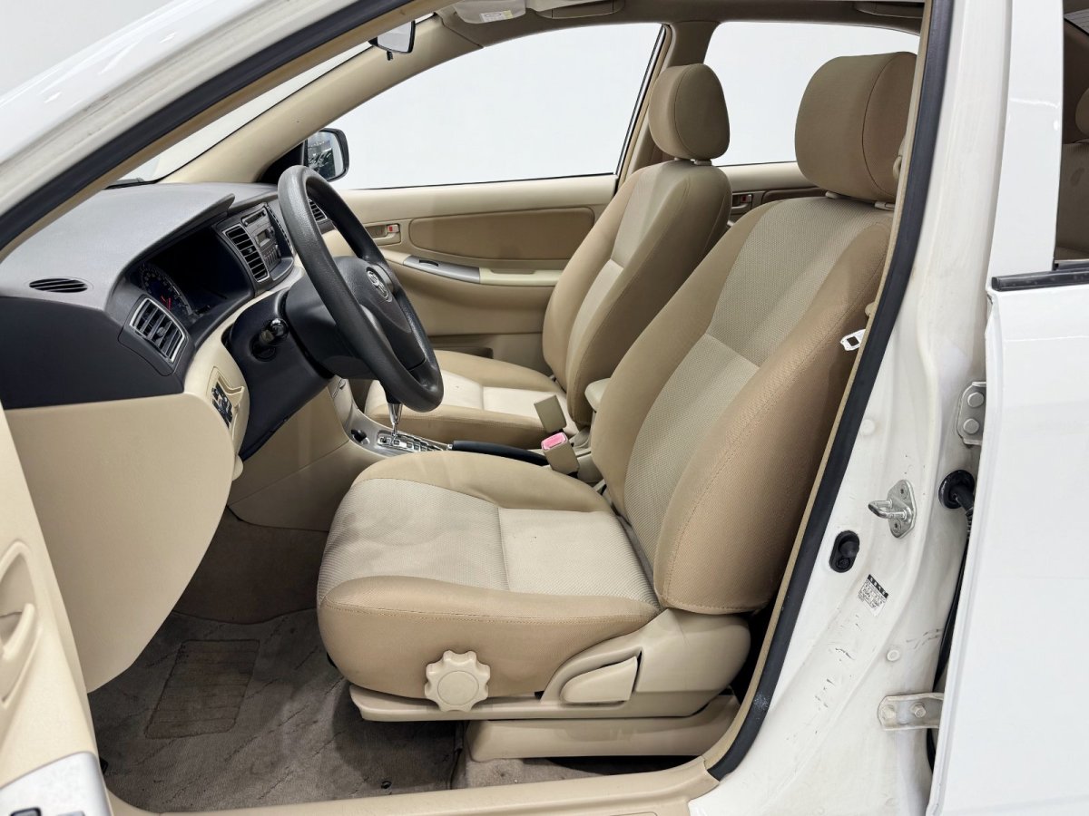 Toyota Corolla (Classic) 2014 immagine di auto #9