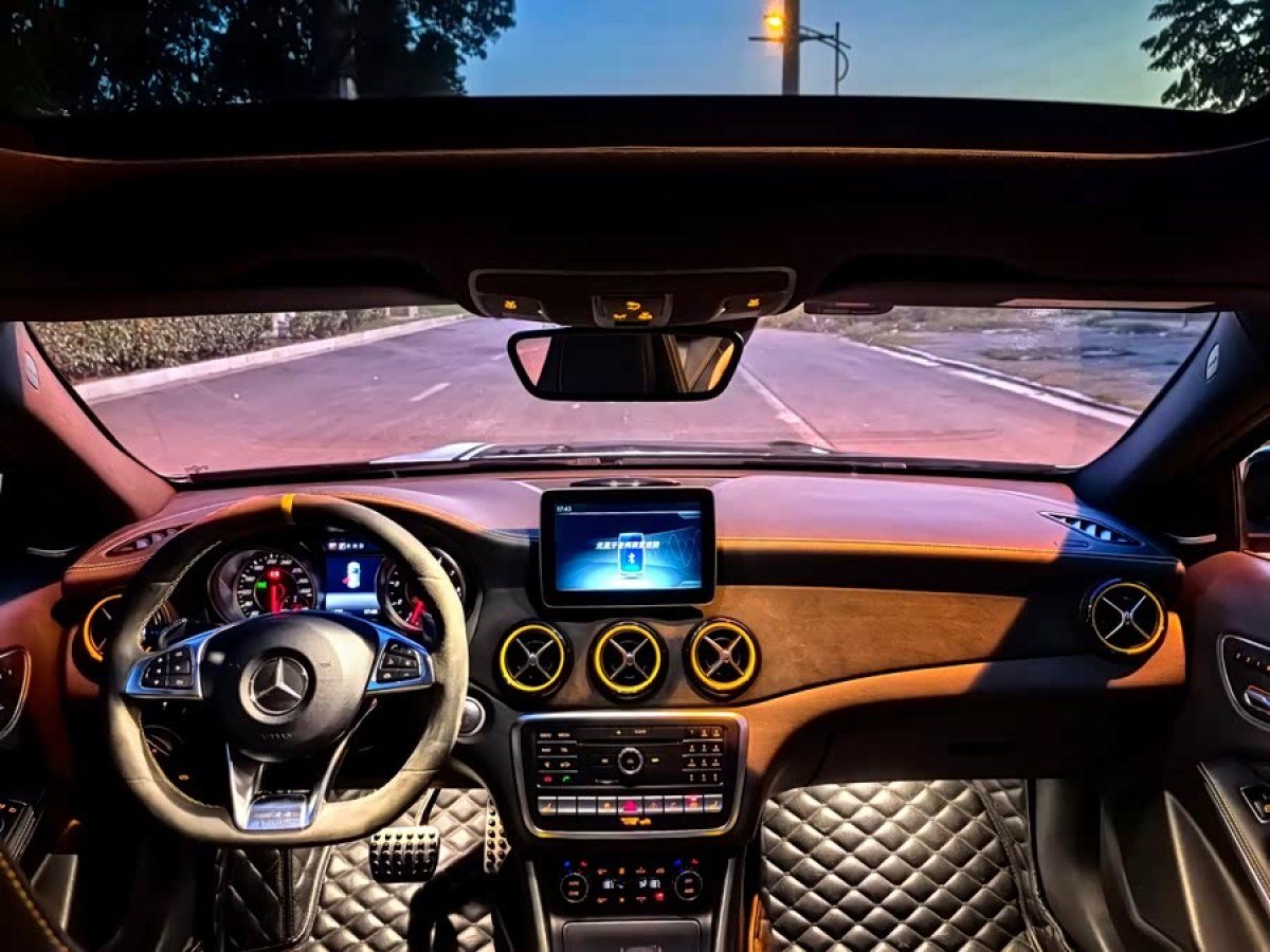 Mercedes-Benz GLA AMG 2017 car image #9