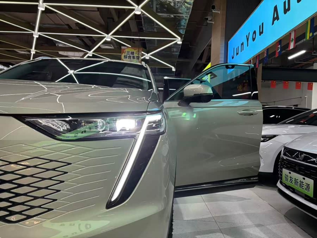 Haval Fierce Dragon MAX 2023 immagine di auto #9