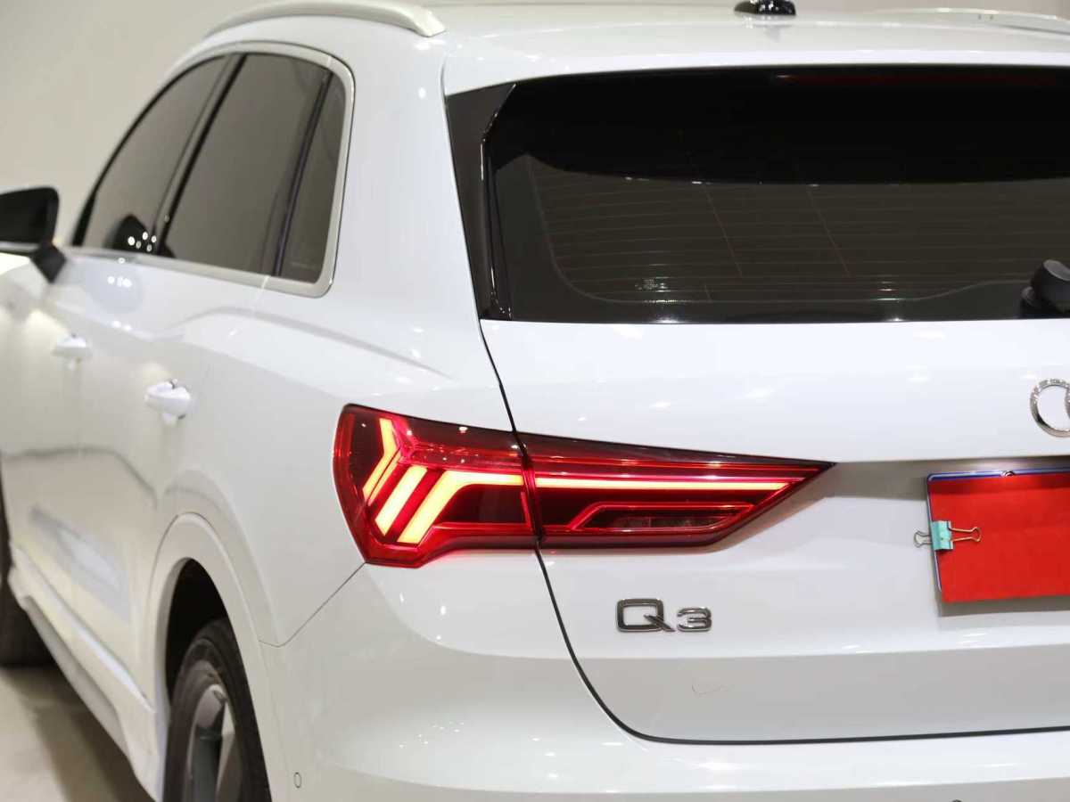 Audi Q3 (Imported) 2022 صورة سيارة #9