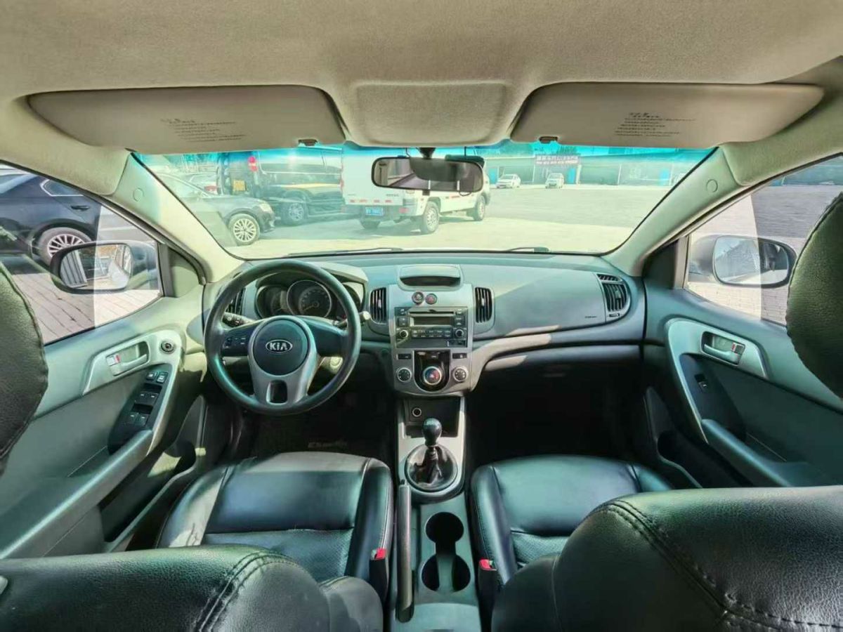 Kia Forte 2012 imagen de coche #9