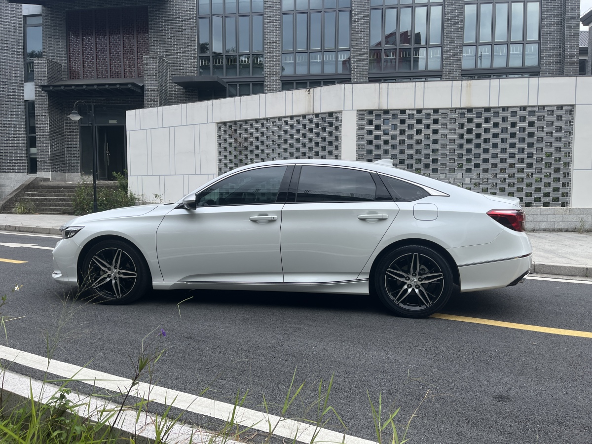 Honda Inspire 2022 car image #9