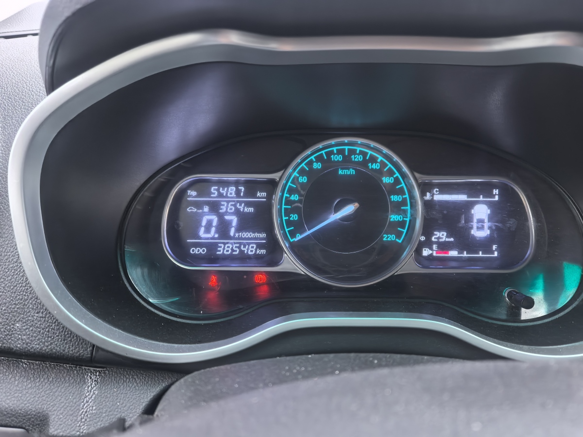 SWM X3 2019 imagen de coche #9