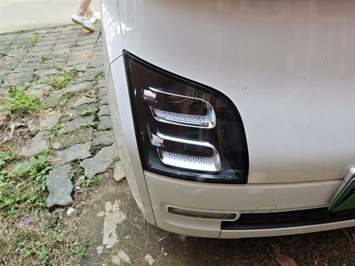 五菱汽车 五菱Air ev晴空 2024 汽车图片 #9