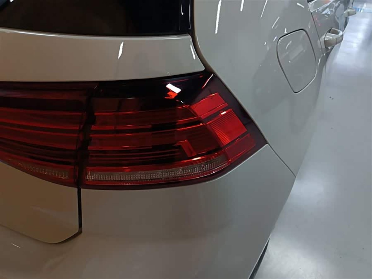 Volkswagen Golf New Energy (Imported) 2020 изображение автомобиля #9